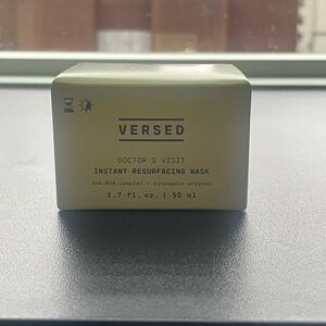 Versed Doctor's Visit Instant Resurfacing Mask